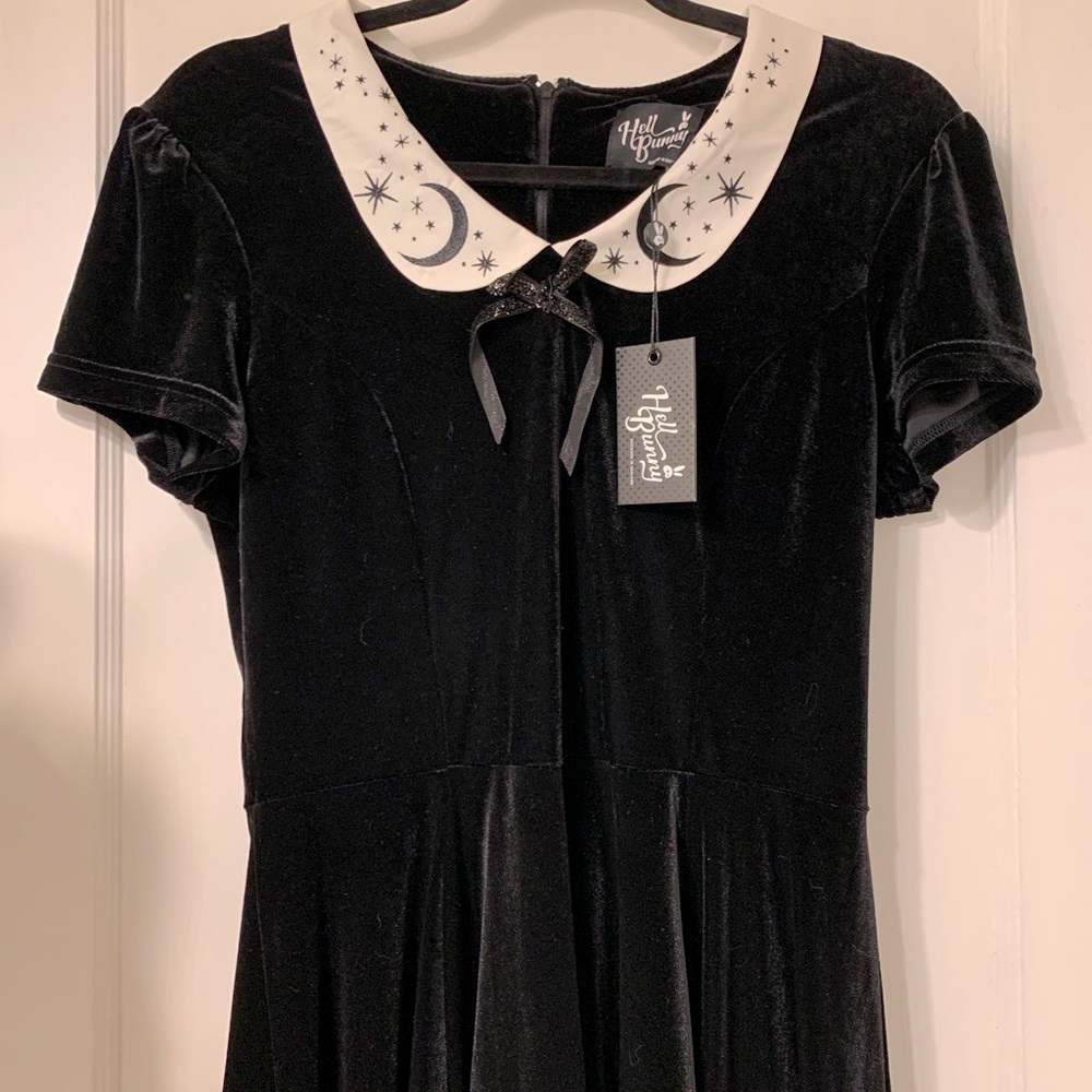 Hell bunny black velvet dress NWT MED